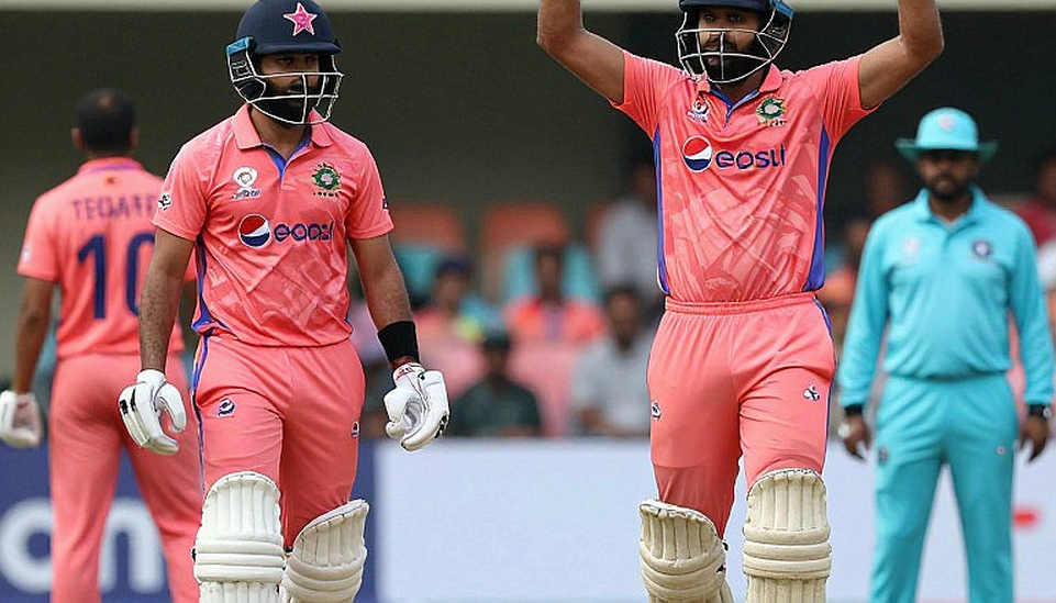 রেনশ'র ১৯০ ও ডারবানের আলো: অস্ট্রেলিয়ার নিয়ন্ত্রণ, তবু ফল নিশ্চিত নয়