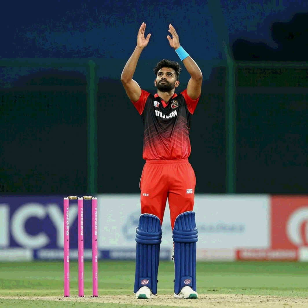 নিউ চণ্ডীগড়ের ঘড়ি: ভারত চার ওভার, ওয়েস্ট ইন্ডিজ দুই — ধীর ওভার-রেটের জরিমানা যা বলে আর যা বলে না